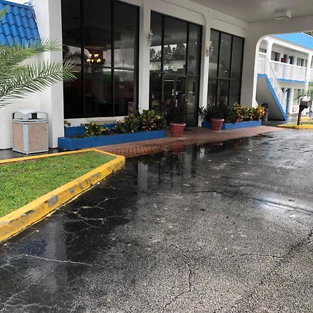 Motel 6-Daytona Beach, Fl - Speedway Екстер'єр фото